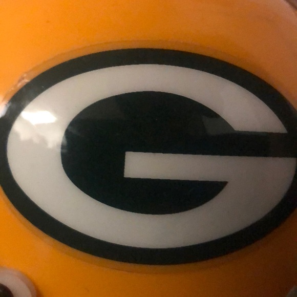 Meet your Posher, Kris - Picture 1 of 1